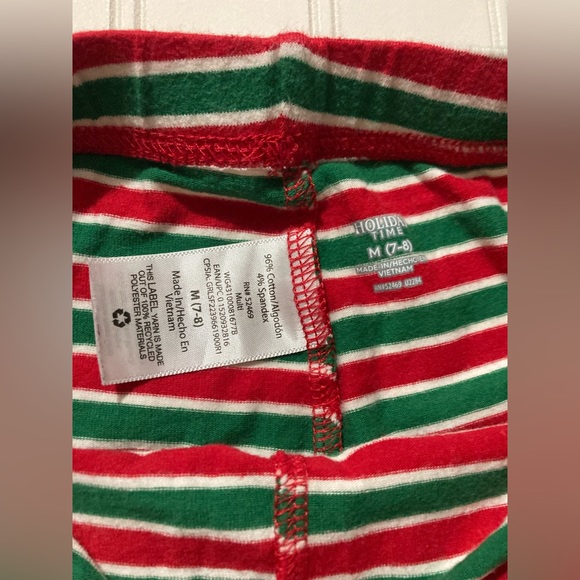 2‎ Pairs of Pants Holiday Time and Star Wars size 7/8 Pajamas Leggings Red Green - Picture 2 of 6